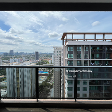Brand New Unused High Floor Unit with Great Natural Sunlight