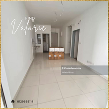 2r2b Pinnacle unit, limited unit, fast tenant, call fast to book!