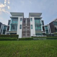 Pool End Lot 5260ft Semi Detach Twinvilla Presint 8 Putrajaya