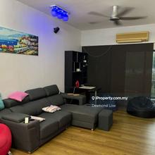 Worth Buy Unit, Renovated, Furnished, 2 carparks