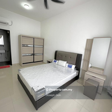 Twin Tower, 2 Rooms Fully Furnish, Just a few minutes to the Ciq 
