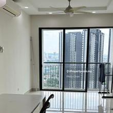 KL Trader Square Serviced Residence, Gombak For Sale Rm 450k.