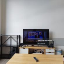 2bed2bath, semi furnished, 1 carpark, nice price on hand