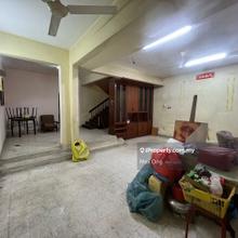 Excellent location, near restaurant, Limited Unit