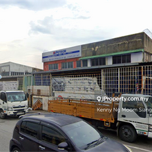 Taman Industrial Ehsan Jaya 1.5 Storey Semi-D Factory For Rent
