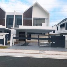 40x80 The Eight semi D @ Elmina Green for Rent.