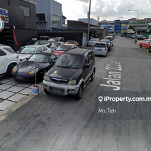 Petaling Jaya 1 1/2 storey semi detached factory for sale