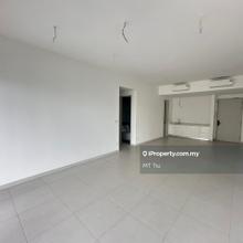 Dual Key Unit / Brand new unit / Facing Klcc View 