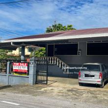 Single Storey Semi Detached at Poh Kwong Park Jalan Green
