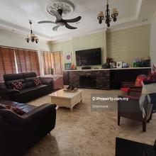 Beautiful Cosy Bungalow @ Bukit Jelutong 