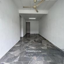 Sri Damansara 1 Storey House For Rent