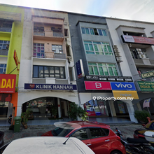Ground Floor Shop