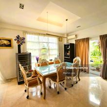 Fantastic and Well Maintained Unit! Move in Condition