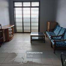 Lake View Suites 