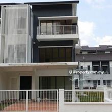 Terrace house for Sale