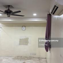 Usj 1 Double Storey Room & Hall with Air Con