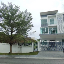 Below bank value!! value 3mil. owner asking 2.4mil only.