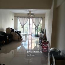 D' Alamanda Condo attached with a big garden For Sale