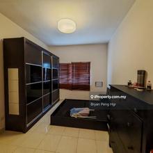 Clean & Facing Pool Unit (Original)