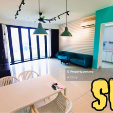 Walking Distance to Usm West Gate, Near few China Restaurant