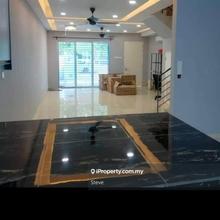 3 sty freehold