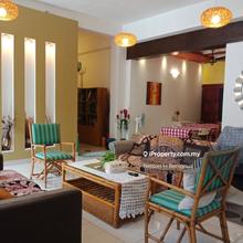 Ss1 Bungalow with Basement Floor with Huge Land 