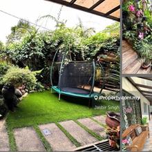 PJ Kelana Jaya : 2 storey renovated semi-dee in prime location