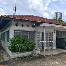 Single Sty Bungalow (already convert commercial) 
