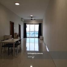 Freehold, 950sf, Low Floor, 2r2b1c