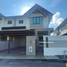 Tok Sira 3 Story Semi D House