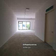 Vervea Batu Kawan Level 2 Office with individual Lift access