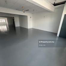 Cheap office for rent 