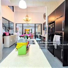 Semi-D house for Sale