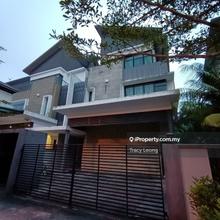 Semi-D house for Sale