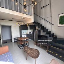 Freehold! High rental Demand. Good investment value for airbnb!