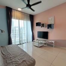 Limit Big Whole Unit 2 Room 2 Toilet 1 parking Fully Furnished