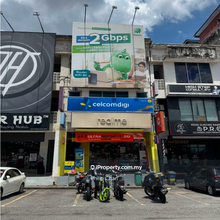 Bandar Seri Putra Shop, Kajang  For Rent Rm 12k.