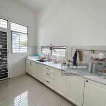 Fully Furnished Corner House in Eco Grandeur Fior 3 Car Parks
