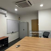 Office Lot / With Lift / Prime Location