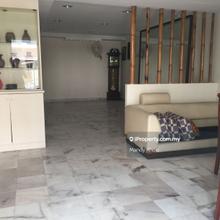 Taman dagang 3 storey terrace,ampang jaya,ampang/near lrt basic unit