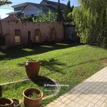 Hillside estate 2 storey bungalow,ampang/freehold big land low density