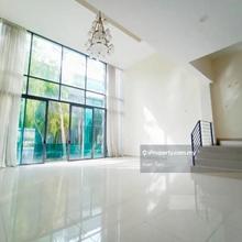 2.5 Storey Terrace for Sale Reflexion Pool Villa Puchong 24x85