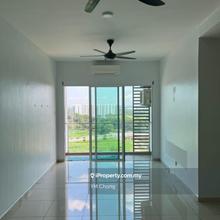 Freehold Parkland Condo Kampung Lapan High Floor 2 Carparks River City