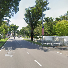 Facing main road 
