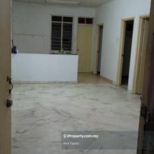 For Rent Suria Apartment, Taman Kinrara Puchong