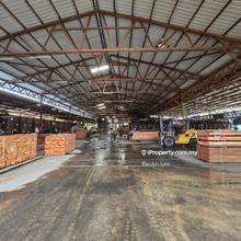 Factory Klang Utama Aman Perdana Batu 5-1/2 For Rent!!