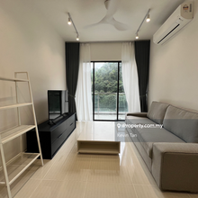 Rare unit overlooking forest & pool. 2 carparks!
