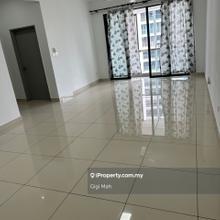 You Vista @ You City Super Low Market Price Service Residence for Sale