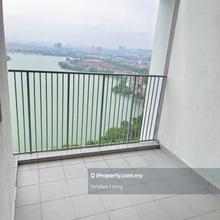 Facing Lake View with Balcony and 2 Parking
