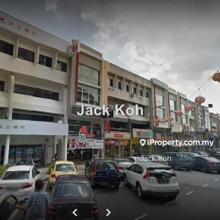 3.5 Storey Shop For Sale @ Uptown Damansara Utama
